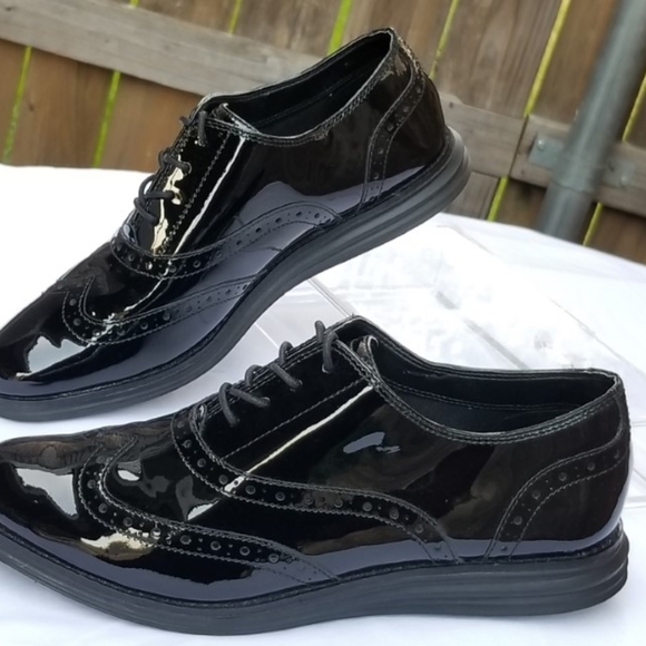 cole haan women's patent leather shoes